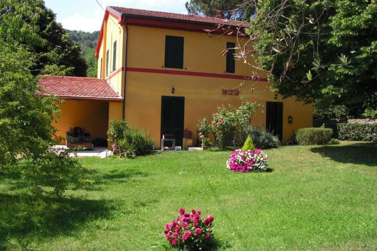 Hotel A Casa Di Antonio Lucca Exterior foto